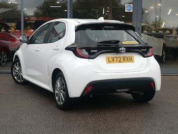 Used Toyota Yaris 2022 for sale - 76217891: Photo 3