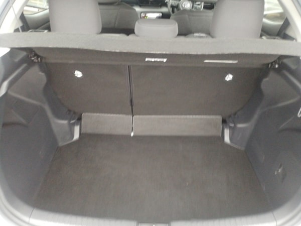 Used Toyota Yaris 2022 for sale - 76217891: Photo 8