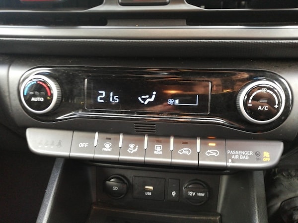 Used Hyundai KONA 2022 for sale - 76054847: Photo 14