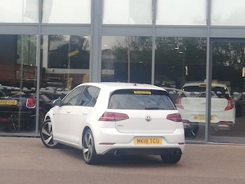 Used Volkswagen Golf 2018 for sale - 78546965: Photo