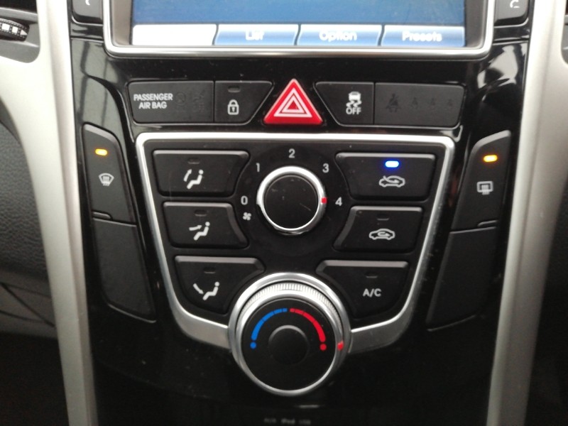 Used Hyundai i30 2017 for sale - 77466751: Photo 17