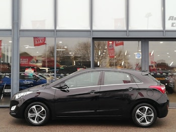 Used Hyundai i30 2017 for sale - 77466751: Photo