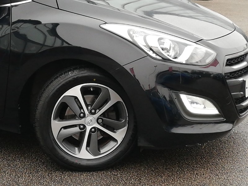 Used Hyundai i30 2017 for sale - 77466751: Photo 9