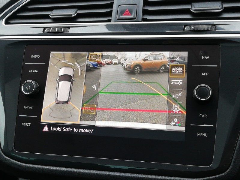 Used Volkswagen Tiguan 2019 for sale - 77874483: Photo 11