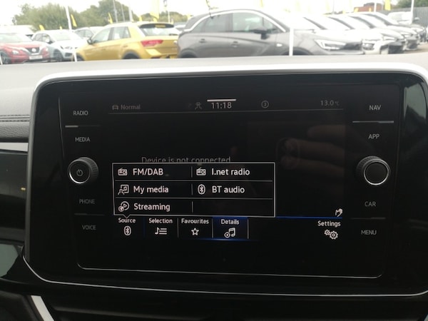 Used Volkswagen T-Roc 2022 for sale - 76221527: Photo 14