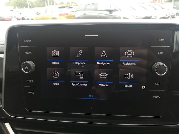 Used Volkswagen T-Roc 2022 for sale - 76221527: Photo 17