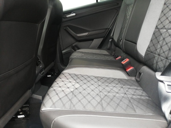 Used Volkswagen T-Roc 2022 for sale - 76221527: Photo 6