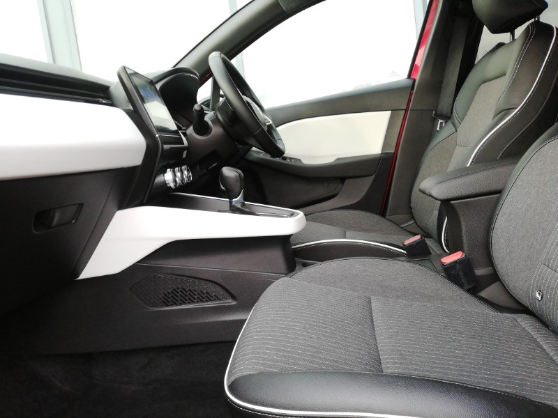 Used Renault Clio 2023 for sale - 77352449: Photo 5