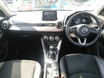 Used Mazda Mazda2 2018 for sale - 79332564: Photo