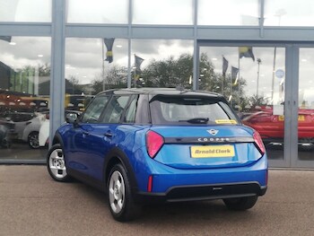 Used MINI Cooper 2025 for sale - 78490392: Photo