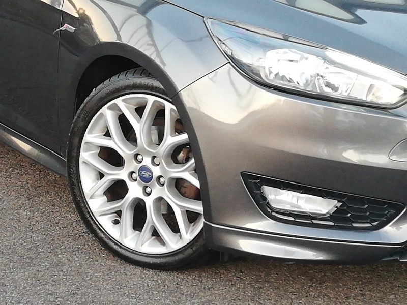 Used Ford Focus 2018 for sale - 76629324: Photo 9