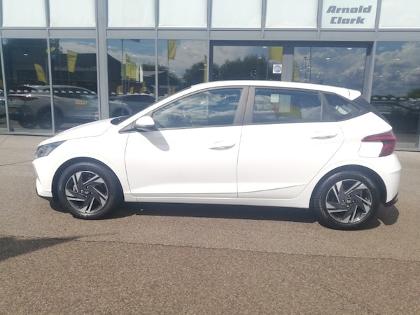 Used Hyundai i20 2022 for sale - 76254677: Photo 4