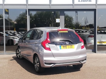 Used Honda Jazz 2018 for sale - 78693400: Photo