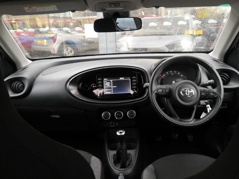 Used Toyota Aygo X 2023 for sale - 77678163: Photo 2