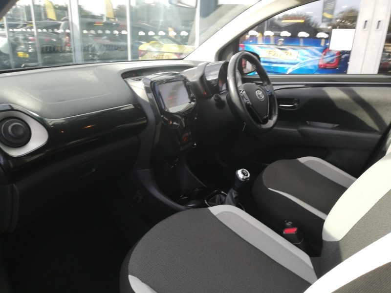 Used Toyota AYGO 2015 for sale - 76348655: Photo 5
