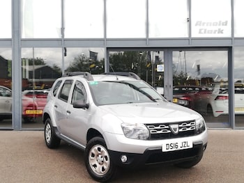 Used Dacia Duster 2016 for sale - 78656329: Photo