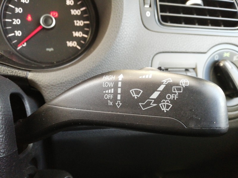 Used Volkswagen Polo 2012 for sale - 77652236: Photo 11