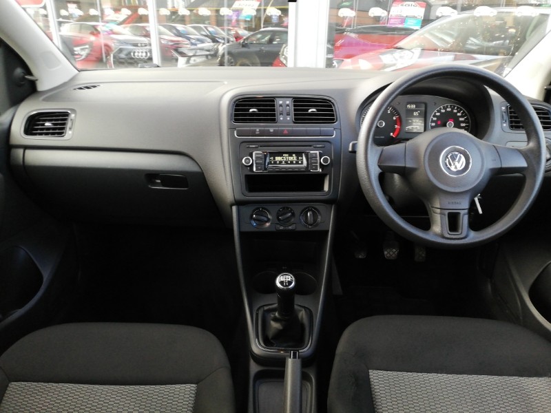 Used Volkswagen Polo 2012 for sale - 77652236: Photo 2