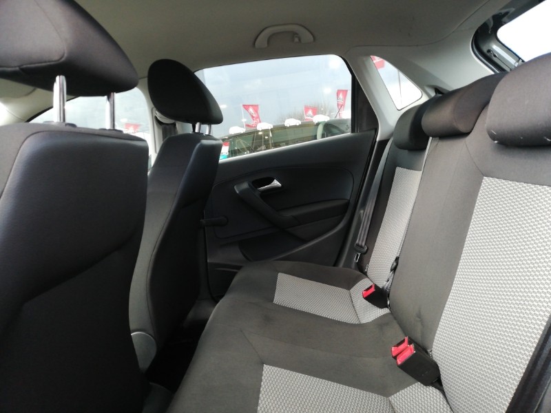 Used Volkswagen Polo 2012 for sale - 77652236: Photo 6