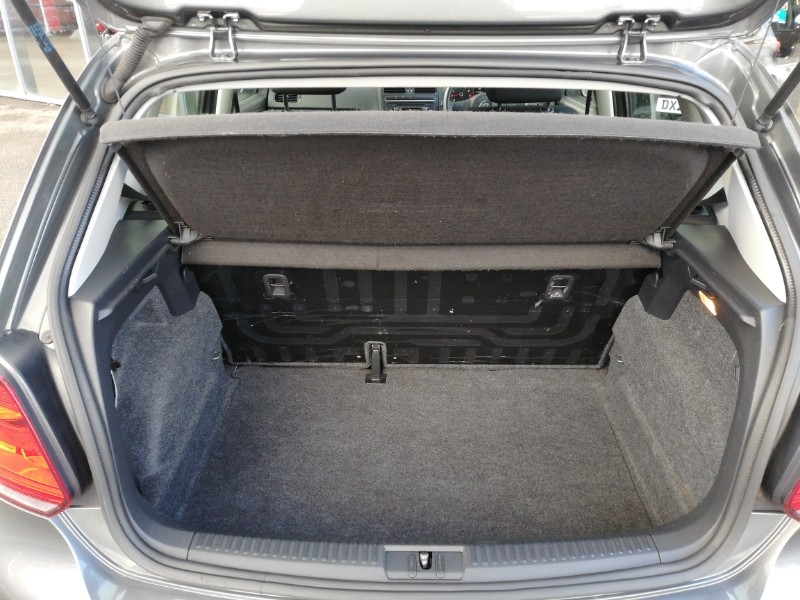 Used Volkswagen Polo 2012 for sale - 77652236: Photo 8