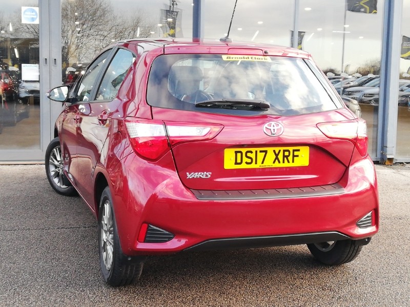 Used Toyota Yaris 2017 for sale - 78085124: Photo 3