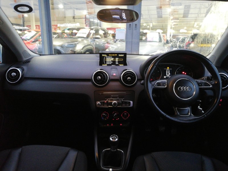 Used Audi A1 2018 for sale - 77433639: Photo 2