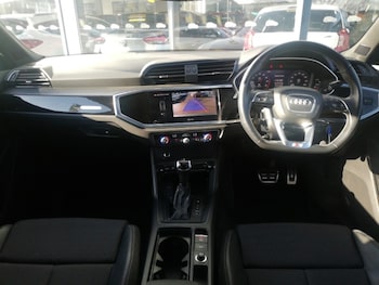 Used Audi Q3 2021 for sale - 77969326: Photo