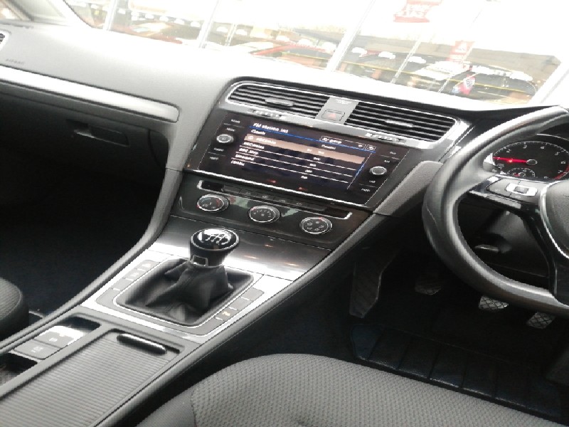 Used Volkswagen Golf 2018 for sale - 77448877: Photo 10