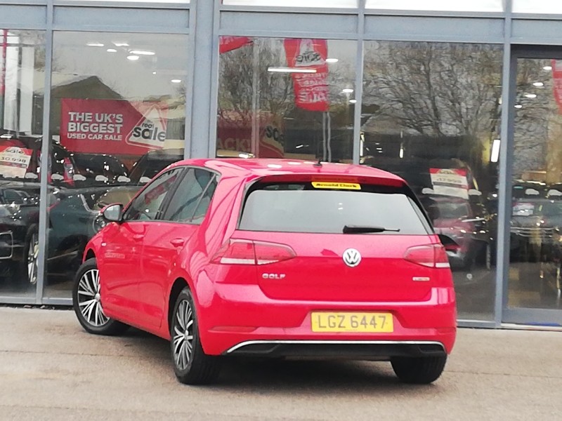 Used Volkswagen Golf 2018 for sale - 77448877: Photo 3