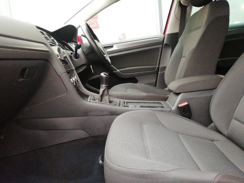 Used Volkswagen Golf 2018 for sale - 77448877: Photo 5