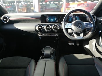 Used Mercedes-Benz A-Class 2020 for sale - 76272032: Photo 2