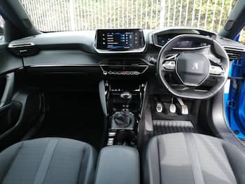 Used Peugeot 2008 2023 for sale - 79773064: Photo
