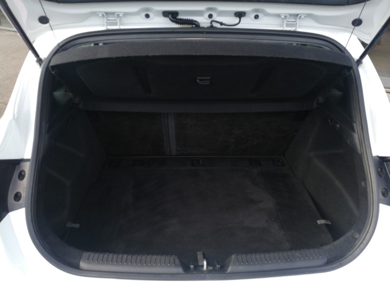 Used Hyundai i30 2015 for sale - 78147460: Photo 8