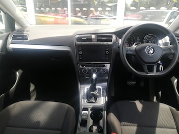 Used Volkswagen Golf 2017 for sale - 78972934: Photo