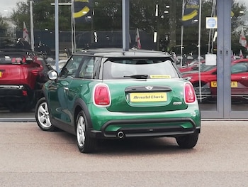 Used MINI Hatch 2023 for sale - 79092469: Photo