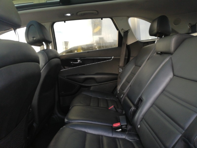 Used Kia Sorento 2016 for sale - 76839128: Photo 6