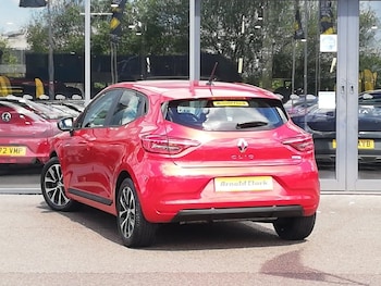 Used Renault Clio 2023 for sale - 78634327: Photo