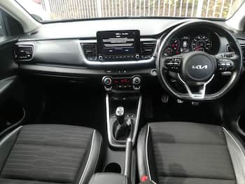 Used Kia Stonic 2023 for sale - 79654618: Photo