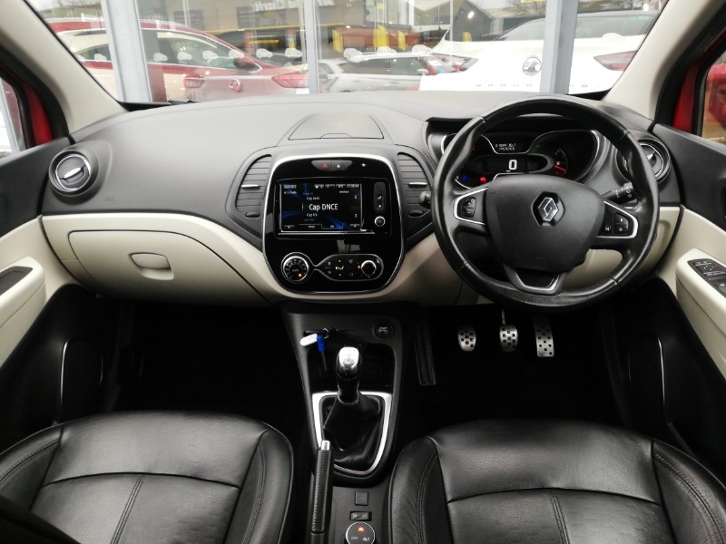 Used Renault Captur 2018 for sale - 77874426: Photo 2