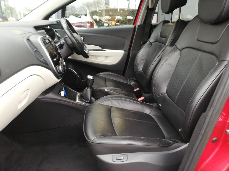 Used Renault Captur 2018 for sale - 77874426: Photo 5