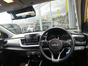 Used Kia Stonic 2022 for sale - 74914012: Photo