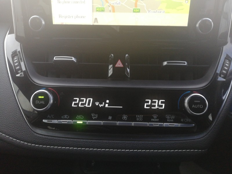 Used Toyota Corolla 2021 for sale - 77682607: Photo 15