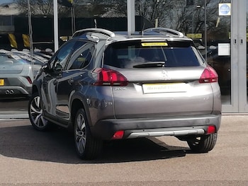Used Peugeot 2008 2018 for sale - 78490388: Photo