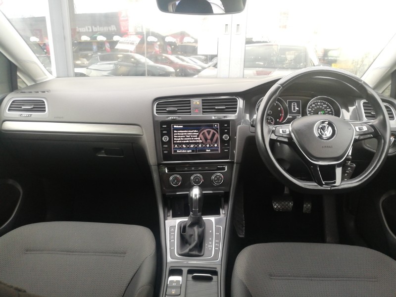 Used Volkswagen Golf 2019 for sale - 77433673: Photo 2