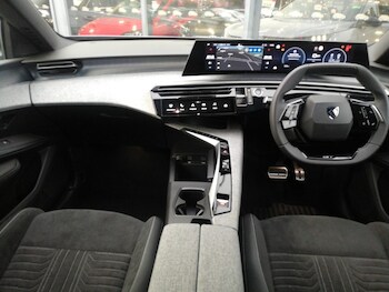 Used Peugeot 3008 2024 for sale - 77265177: Photo