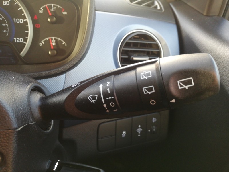 Used Hyundai i10 2014 for sale - 76779876: Photo 17