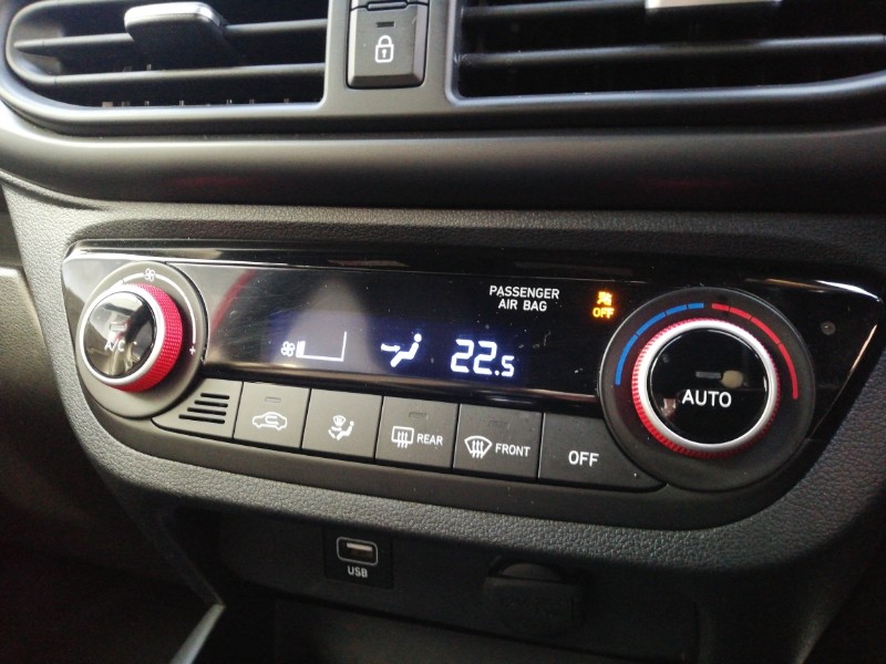 Used Hyundai i10 2022 for sale - 77623934: Photo 16