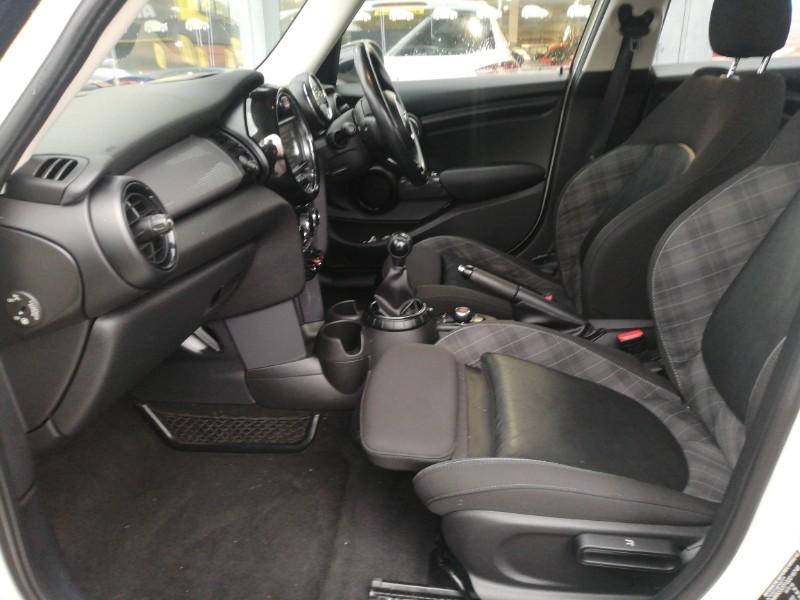 Used MINI Hatch 2016 for sale - 76478871: Photo 5