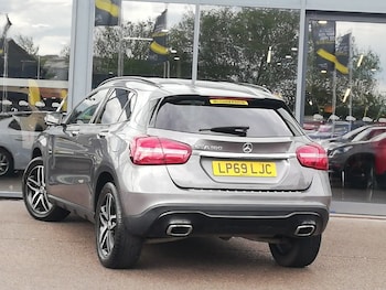 Used Mercedes-Benz GLA 2019 for sale - 78933072: Photo