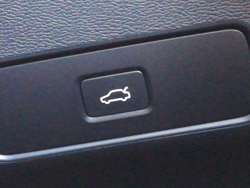 Used Volvo XC40 2022 for sale - 78133011: Photo 11